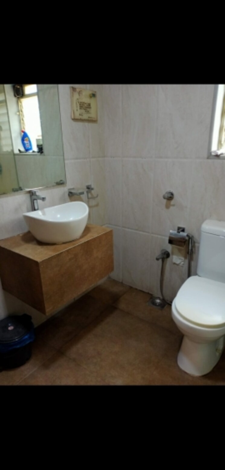 Bathroom, hiranandani-powai-park 2 Bedroom 1100 Sq.Ft. Apartment In Powai Mumbai 8847730