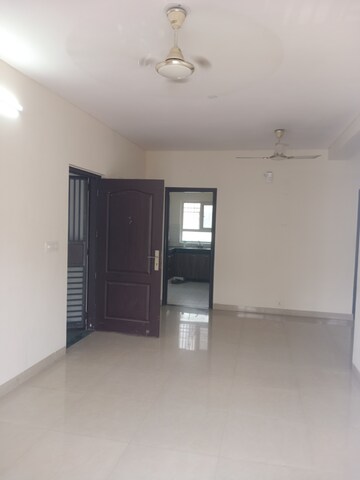 Room in 3 BHK Independent House at Sector 84 – for Rent