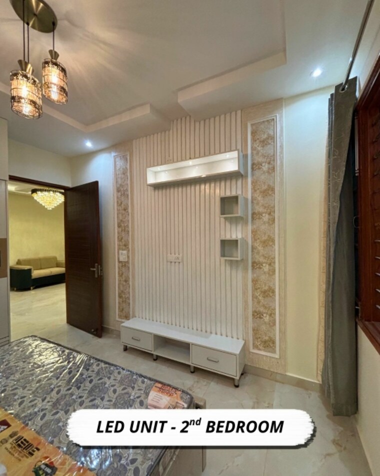 Room, kharar mohali road 3 Bedroom 125 Sq.Yd. Builder Floor In Kharar Mohali Road Kharar 8847986