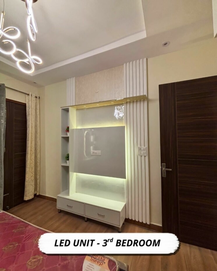Room, kharar mohali road 3 Bedroom 125 Sq.Yd. Builder Floor In Kharar Mohali Road Kharar 8847986