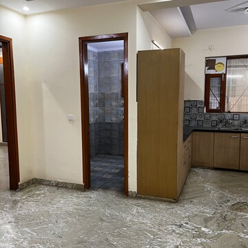 Room in 4 BHK Builder Floor at Ashoka Enclave Faridabad, Ashoka Enclave – for Rent