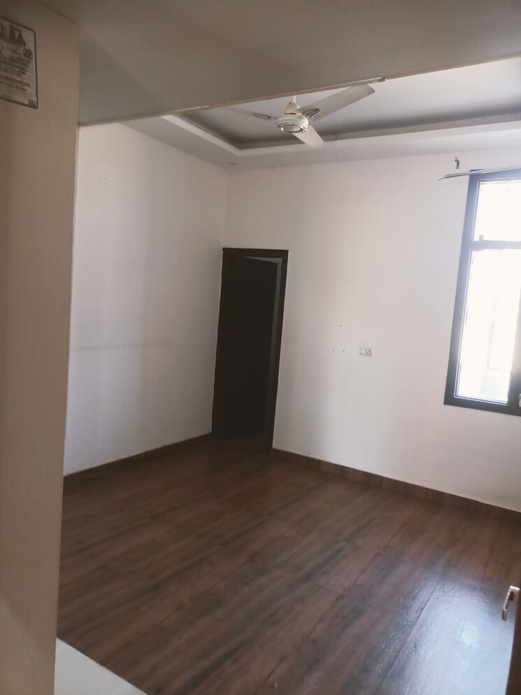 Room, nk-savitry-enclave 2 Bedroom 800 Sq.Ft. Apartment In Vip Road Zirakpur 8847811