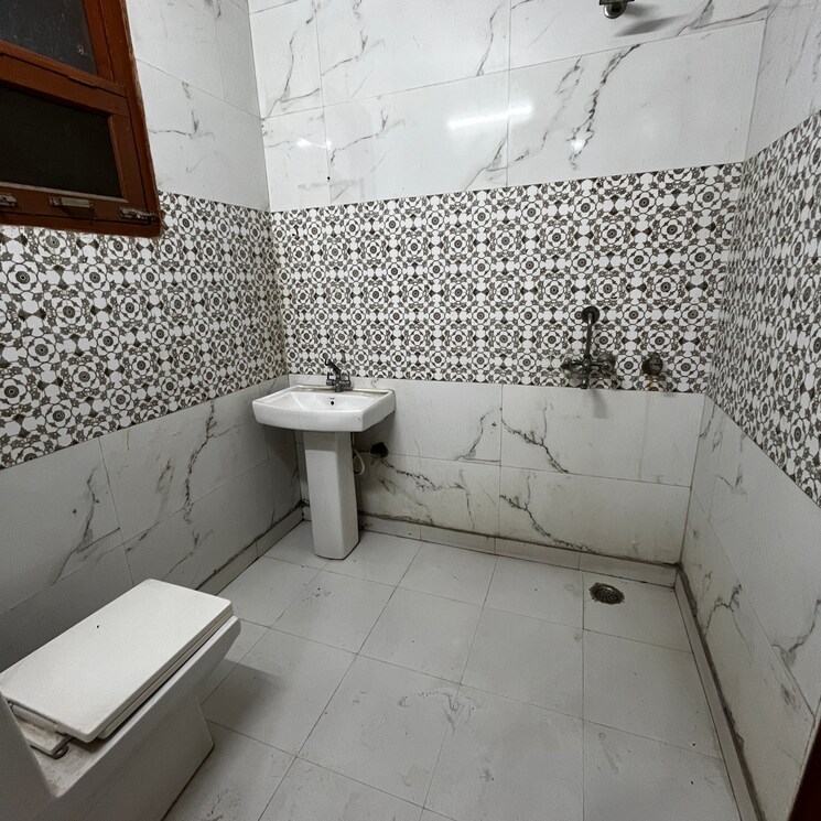 Kitchen, ashoka-enclave-faridabad 4 Bedroom 300 Sq.Ft. Builder Floor In Ashoka Enclave Faridabad 8847840