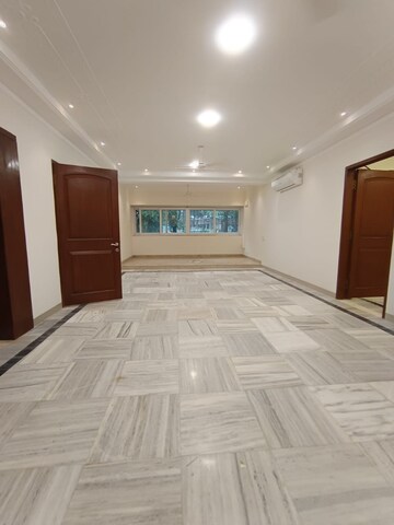 Bedroom in 3 BHK Apartment at Rajat Apartments, Malabar Hill – for Rent