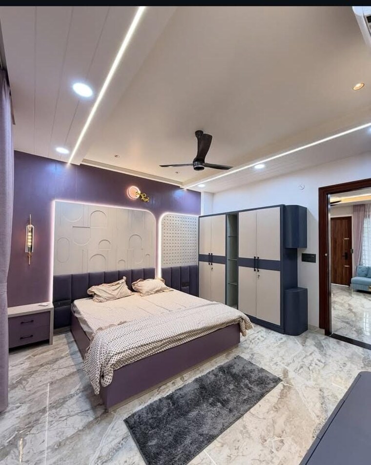 Bedroom, sector 32 2.5 Bedroom 2250 Sq.Ft. Builder Floor In Sector 32 Faridabad 8848009