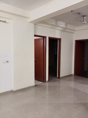 Room in 2 BHK Apartment at Mahagun Mywoods, Sector 16c Greater Noida – for Rent