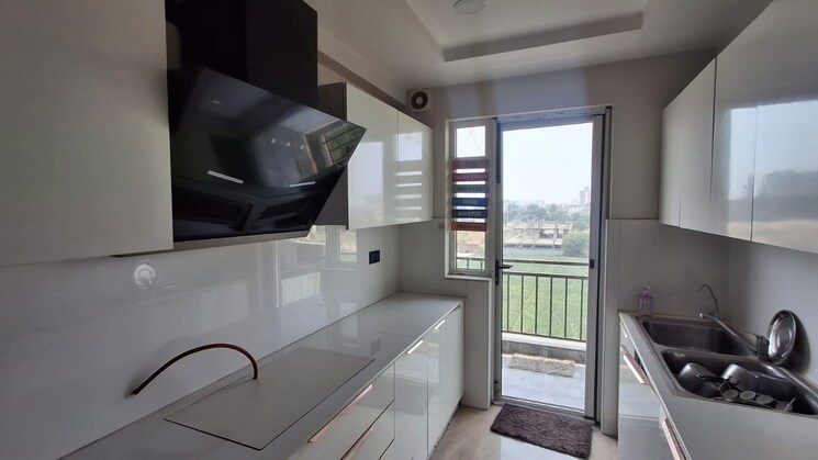 Kitchen, sushma-valencia 3 Bedroom 2250 Sq.Ft. Apartment In International Airport Road Zirakpur 8848069