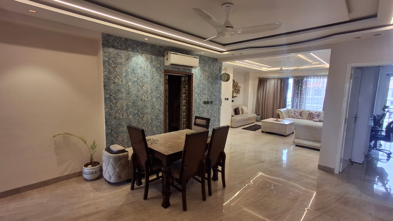 3 BHK + Pooja Room,Servant Room,Study Room Apartment For Rent in Sushma Valencia
