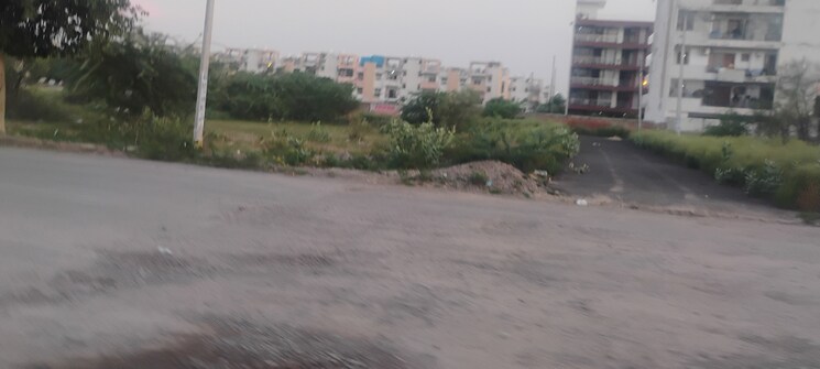 Exterior View, sector 68  90 Sq.Yd. Plot In Sector 68 Faridabad 8848077