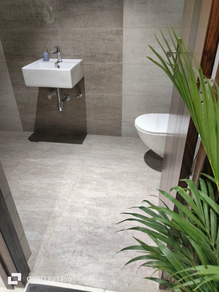 Bathroom, raghuram-a2a-home-land 3 Bedroom 2260 Sq.Ft. Apartment In Bala Nagar Hyderabad 8848083