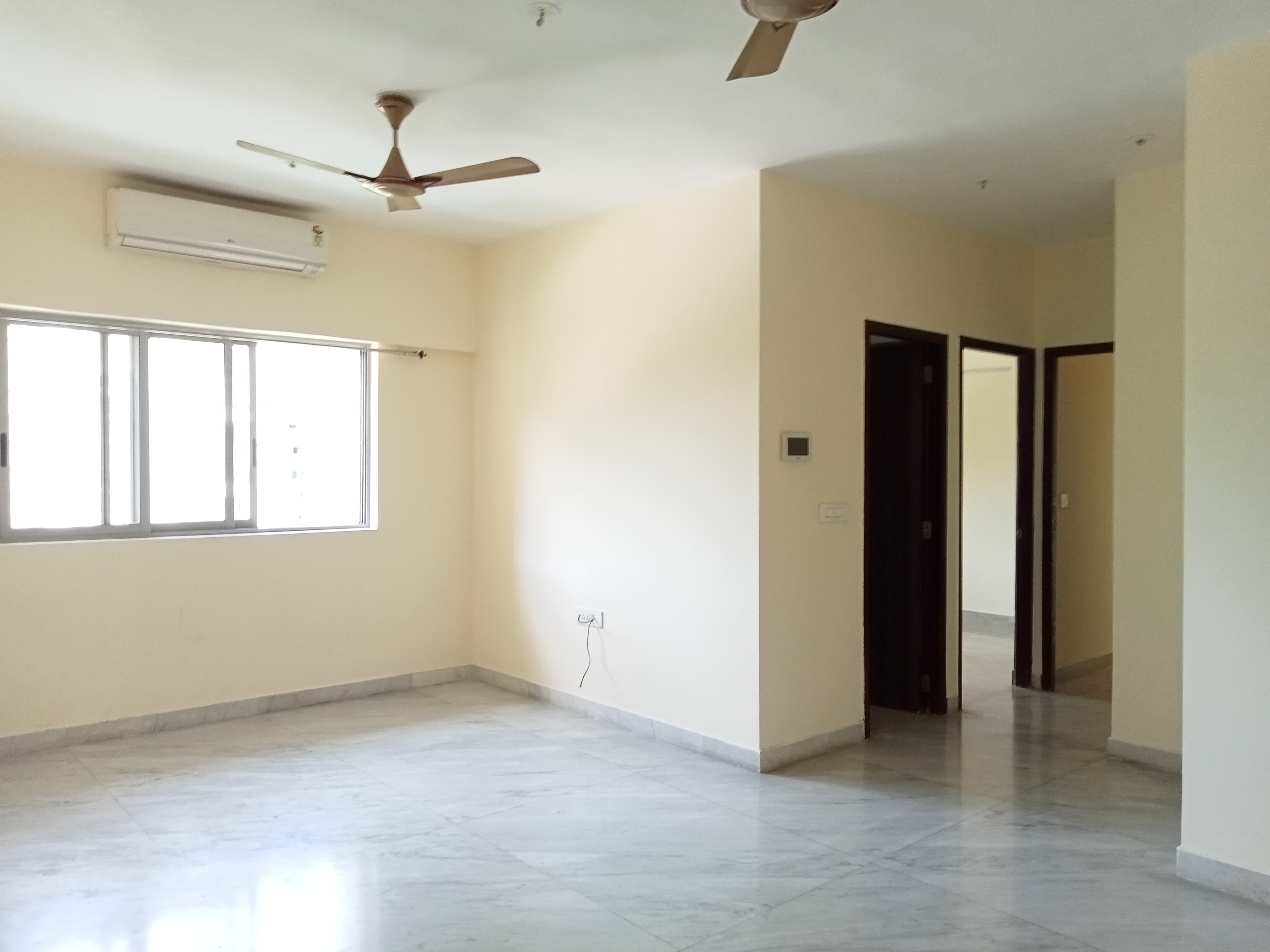 2 BHK + Pooja Room Apartment For Sale in Lodha Luxuria Priva