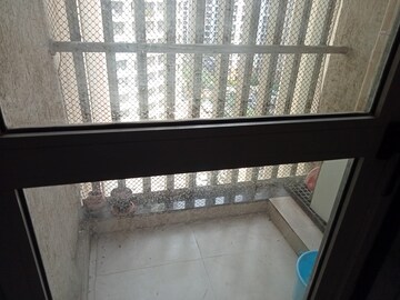 Kitchen in 2 BHK Apartment at Lodha Luxuria Priva, Majiwada – for Sale