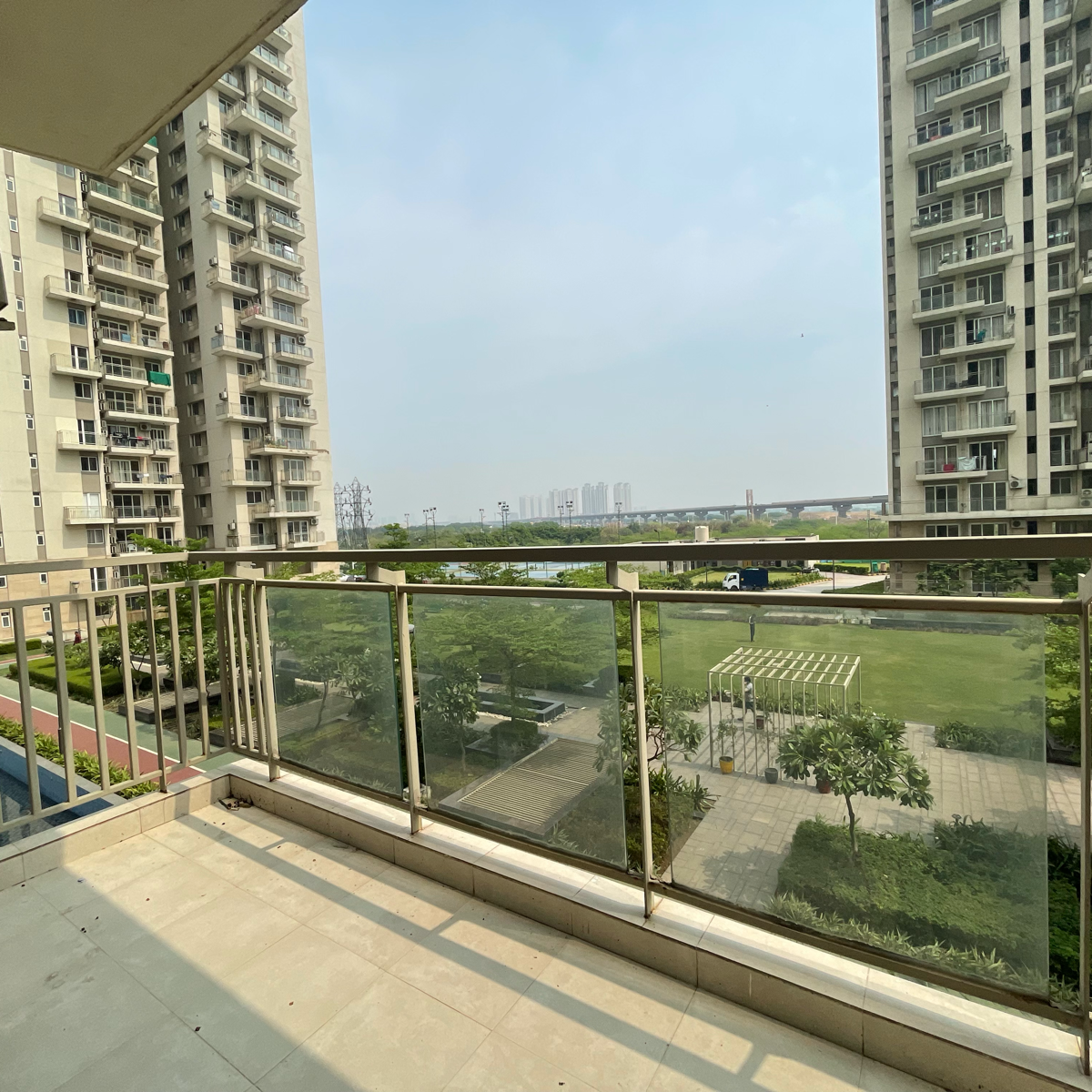 3 BHK + Servant Room,Study Room Apartment For Sale in Conscient Heritage Max