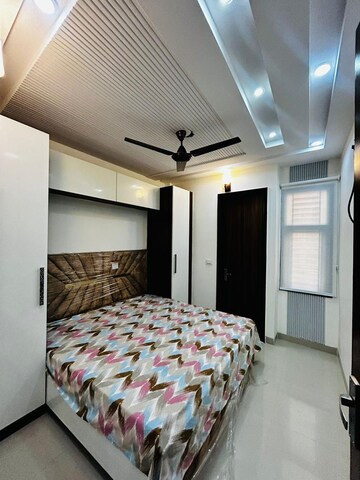 Bedroom in 3 BHK Builder Floor at Dwarka Mor – for Rent