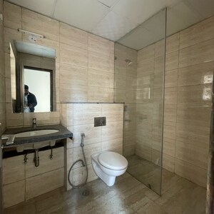 Bathroom in 3 BHK Builder Floor at BPTP Amstoria, Sector 102 – for Sale