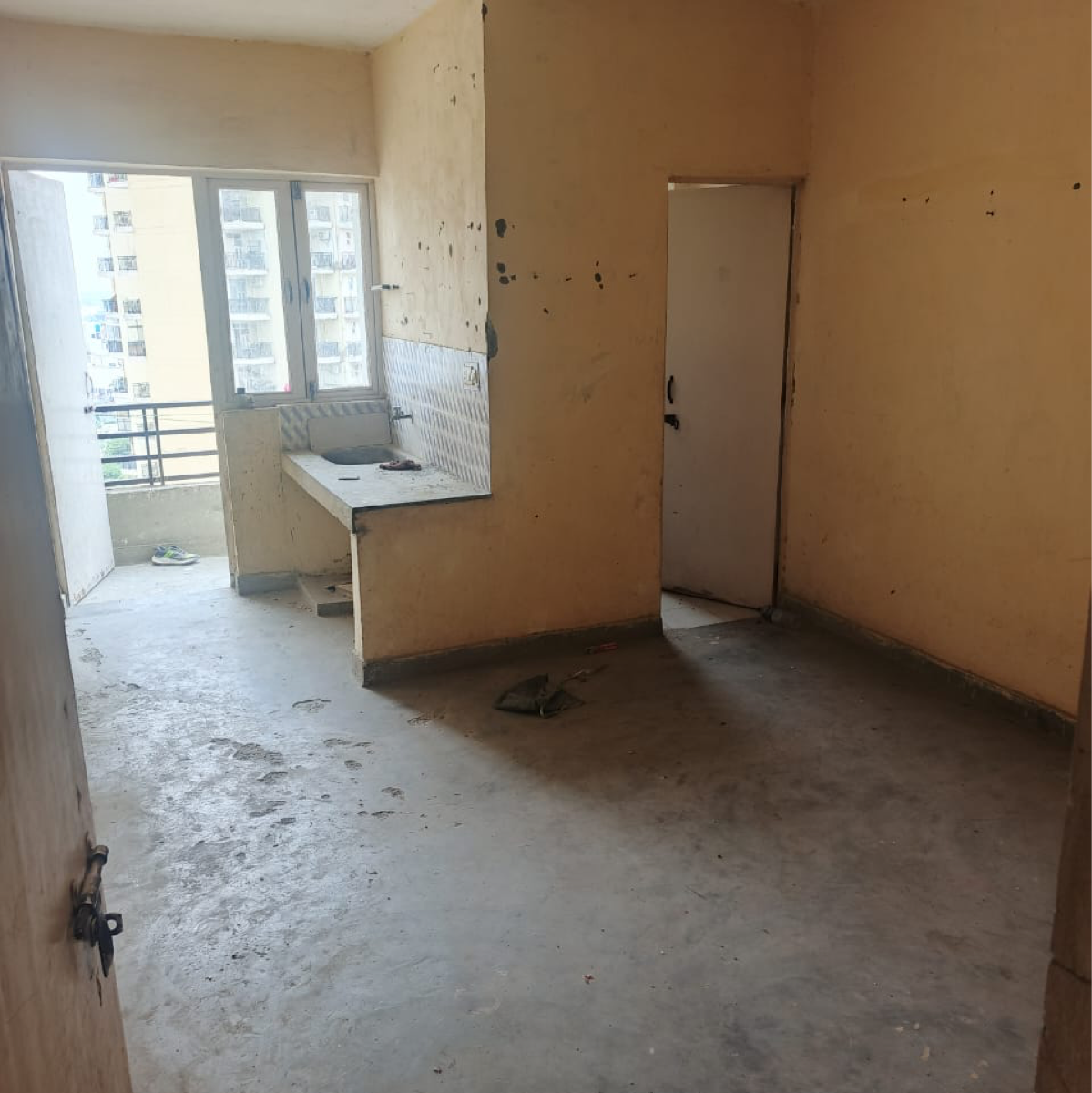 1 Rk  300 Sq.Ft. Apartment in SLF Anushree