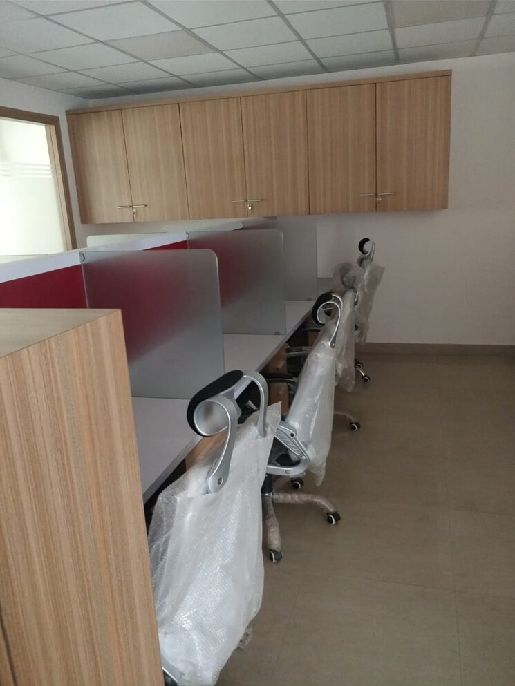 Team Area, vascon-garnets-bay Commercial Office Space 1225 Sq.Ft. In Viman Nagar Pune 8848219