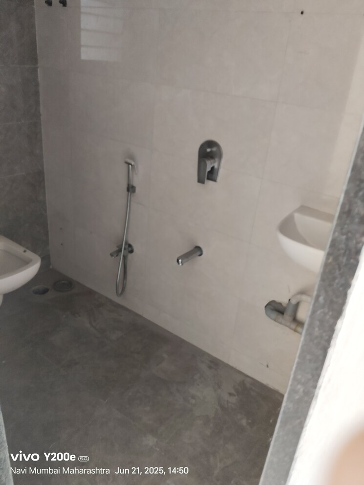 Bathroom, sunshine-heights-ghasoli 2.5 Bedroom 1500 Sq.Ft. Apartment In Ghansoli Navi Mumbai 8848267