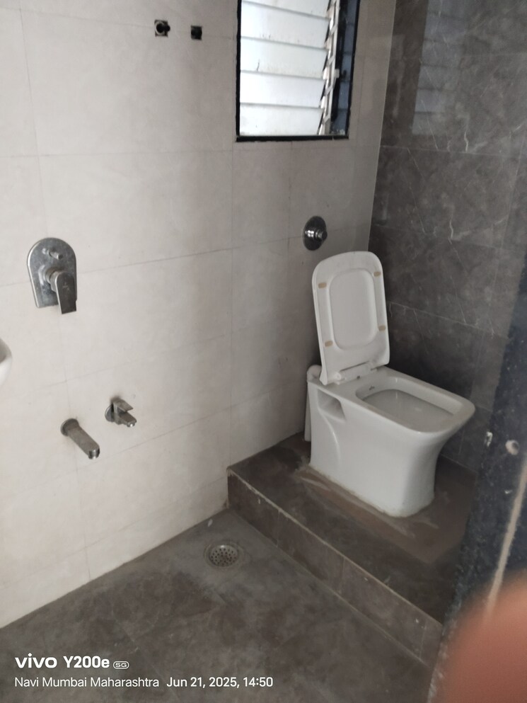 Bathroom, sunshine-heights-ghasoli 2.5 Bedroom 1500 Sq.Ft. Apartment In Ghansoli Navi Mumbai 8848267