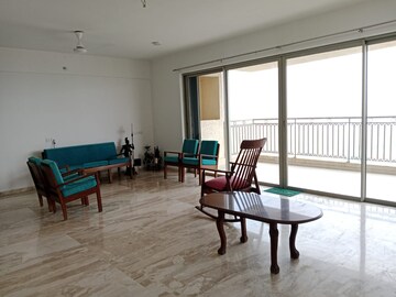 Gym in 3 BHK Apartment at Hiranandani Fortune City, New Panvel – for Rent