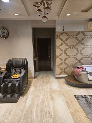 Parking in 3 BHK Apartment at Raheja Acropolis, Deonar – for Rent