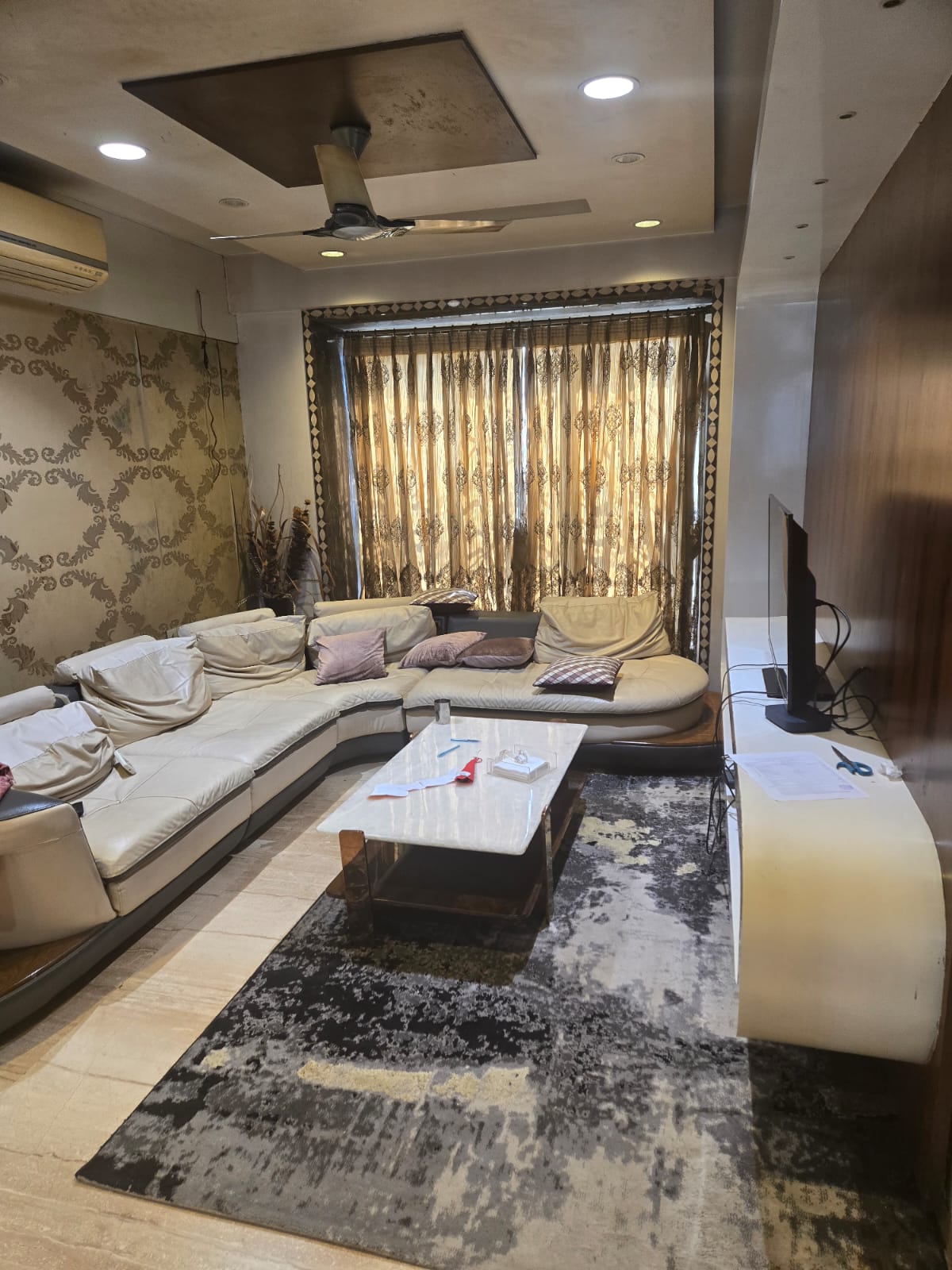 3 BHK Apartment For Rent in Raheja Acropolis