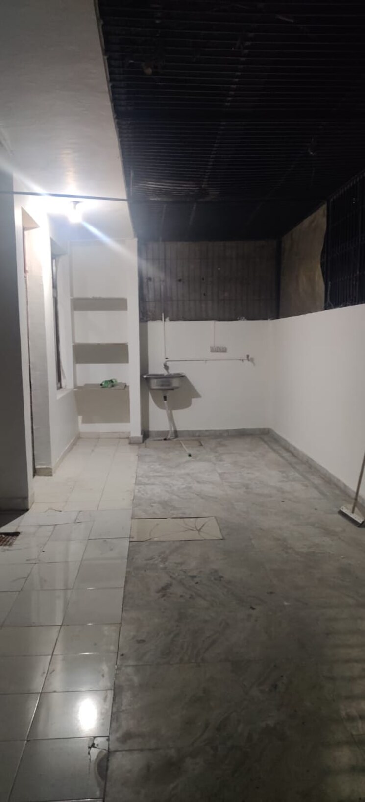 Bathroom, sector 52 3 Bedroom 240 Sq.Yd. Builder Floor In Sector 52 Gurgaon 8848287