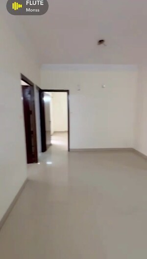 Room in 2 BHK Apartment at Paramount Emotions, Sector 1 Greater Noida – for Sale