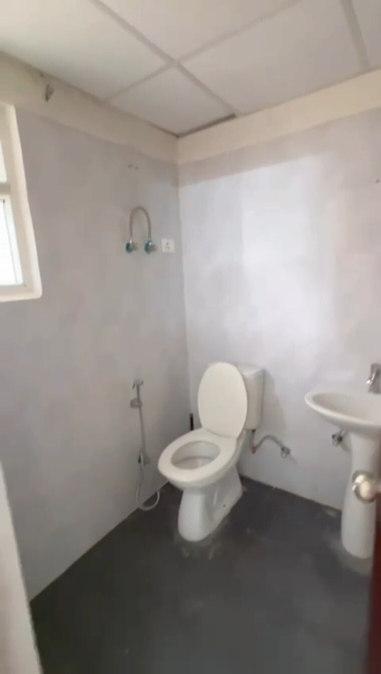 Bathroom, paramount-emotions 2 Bedroom 867 Sq.Ft. Apartment In Sector 1 Greater Noida Greater Noida 8848292