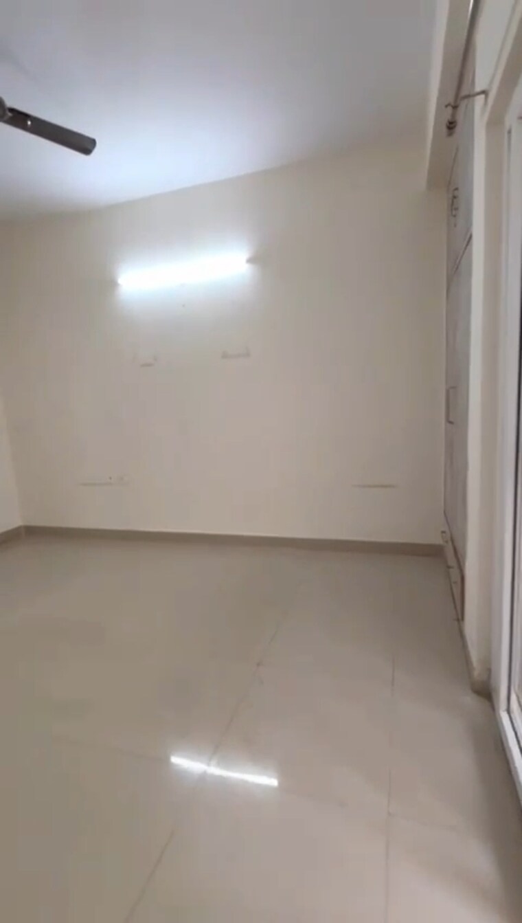 Room, paramount-emotions 2 Bedroom 867 Sq.Ft. Apartment In Sector 1 Greater Noida Greater Noida 8848292