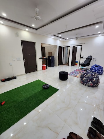 Master Bedroom in 3 BHK Apartment at Smart World Gems, Sector 89 – for Rent