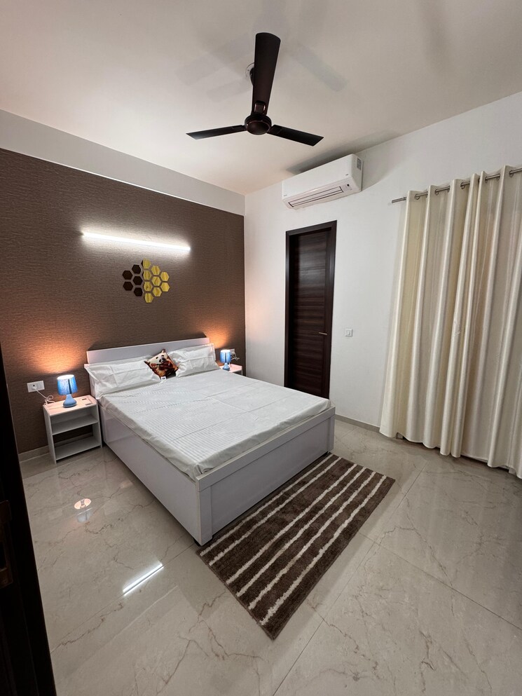 Bedroom, smart-world-gems 3 Bedroom 1423 Sq.Ft. Apartment In Sector 89 Gurgaon 8848300