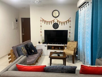 2 BHK Apartment For Rent in Shapoorji Pallonji Joyville Gurgaon, Sector 102
