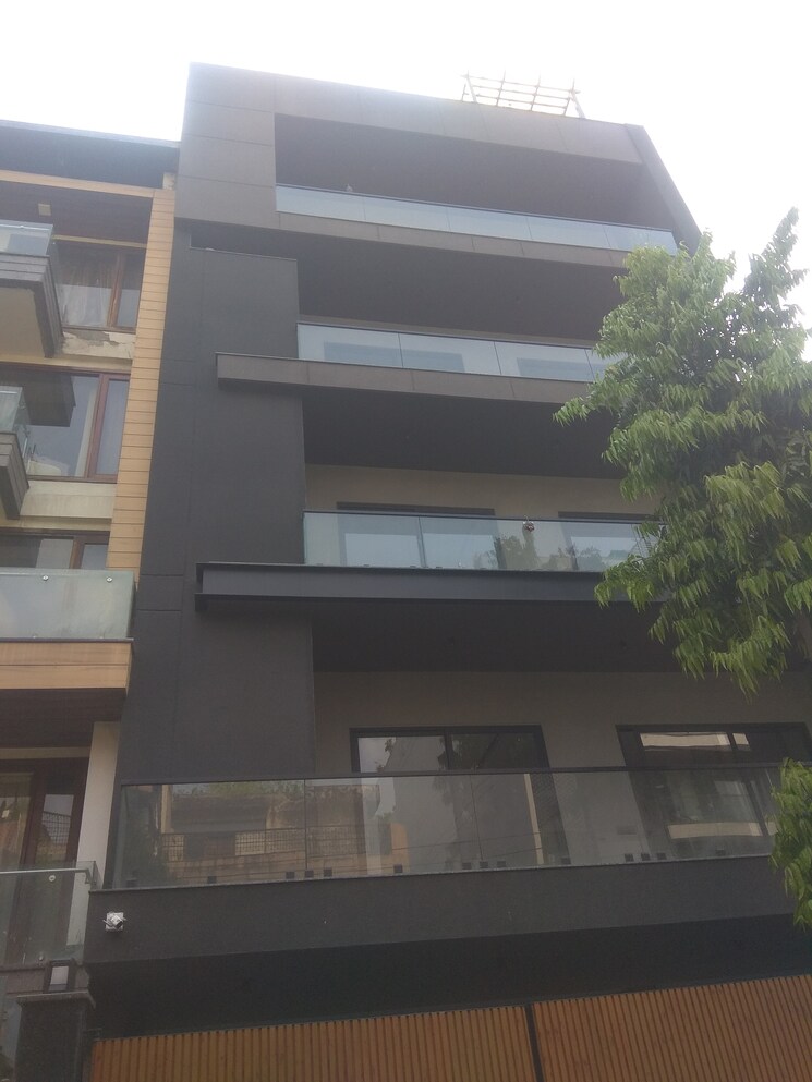 Exterior View, new friends colony 6 Bedroom 500 Sq.Yd. Independent House In New Friends Colony Delhi 8848370
