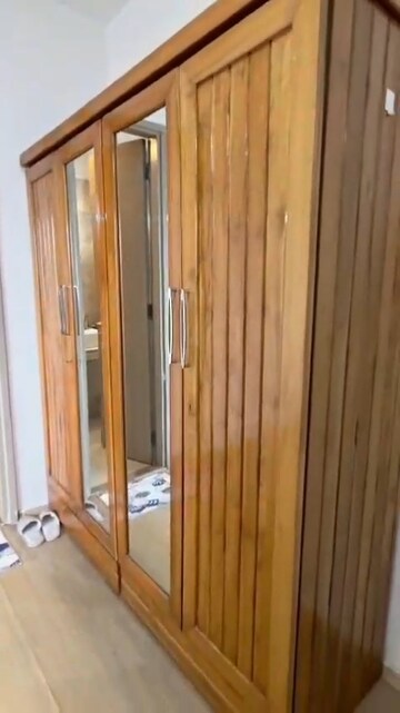 Furnished Amenities in 3 BHK Apartment at Sheth Vasant Oasis, Andheri East – for Rent