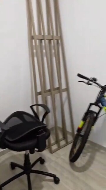 Staircase in 3 BHK Apartment at Sheth Vasant Oasis, Andheri East – for Rent