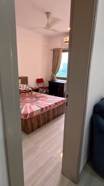 Bedroom in 3 BHK Apartment at Sheth Vasant Oasis, Andheri East – for Rent