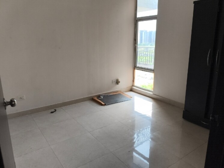 Room, signature-global-andour-height 2 Bedroom 600 Sq.Ft. Apartment In Sector 71 Gurgaon 8848388