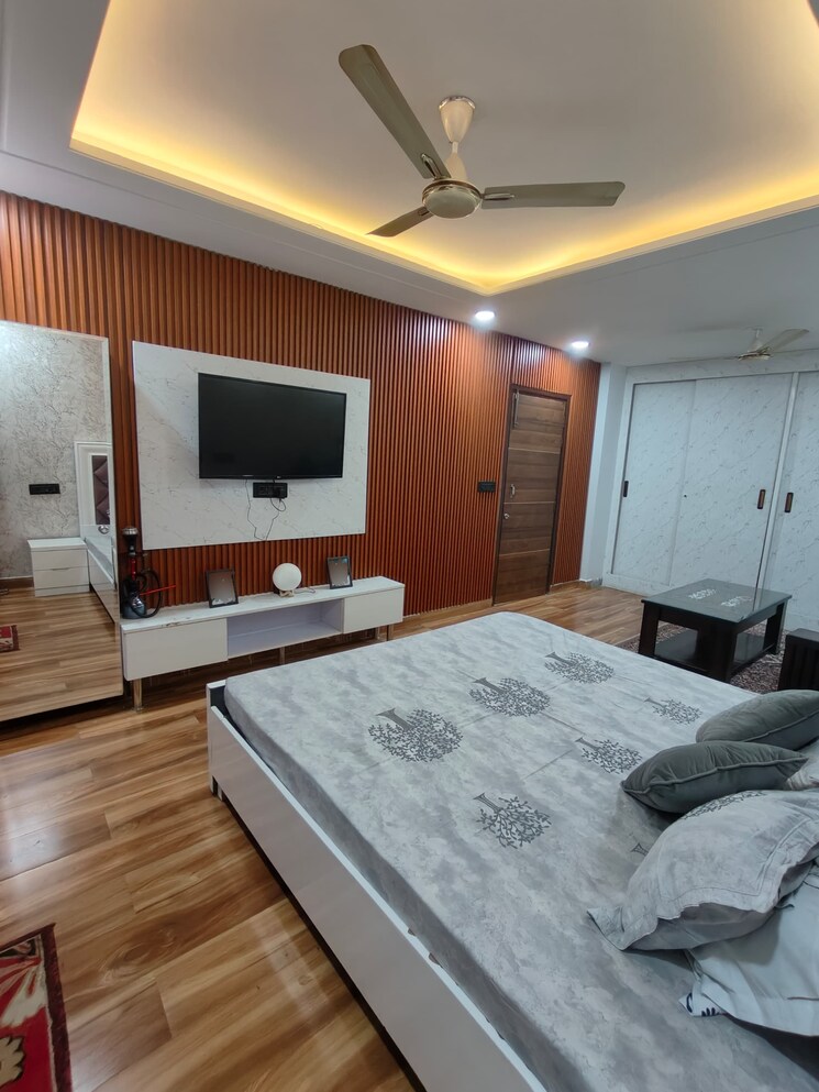Bedroom, kharar road 4 Bedroom 250 Sq.Yd. Builder Floor In Kharar Road Mohali 8848387