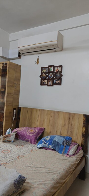 Bedroom in 2 BHK Apartment at Gulmarg Society, Chembur – for Rent