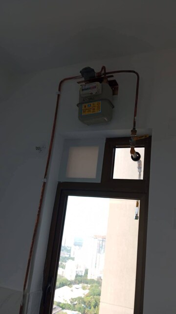 Furnished Amenities in 1 BHK Apartment at Raymond Ten X Habitat, Pokhran Road No Two – for Rent
