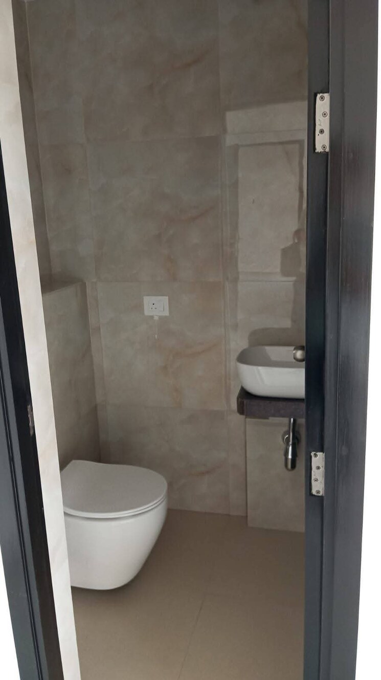 Bathroom, raymond-ten-x-habitat 1 Bedroom 420 Sq.Ft. Apartment In Pokhran Road No Two Thane 8848404