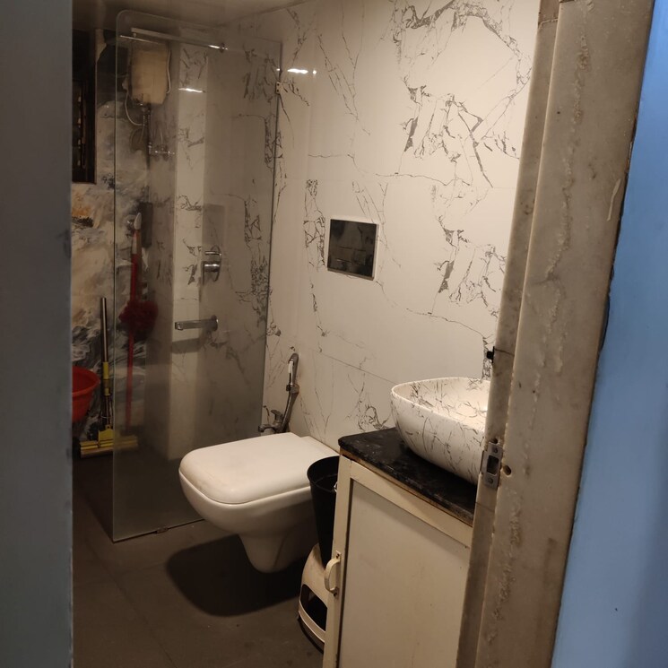 Bathroom, collectors colony 2 Bedroom 975 Sq.Ft. Apartment In Collectors Colony Mumbai 8848406