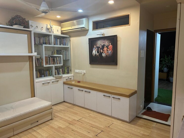 Living Room, sovereign-apartments 3 Bedroom 1800 Sq.Ft. Apartment In Kalyani Nagar Pune 8848443