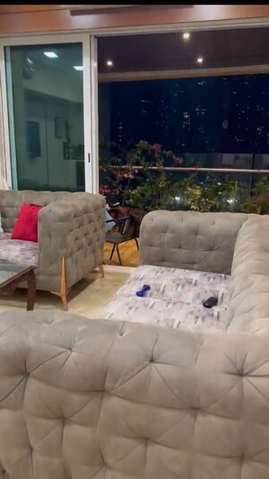 Bedroom in 2 BHK Apartment at Yash Trinity, Dadar West – for Sale