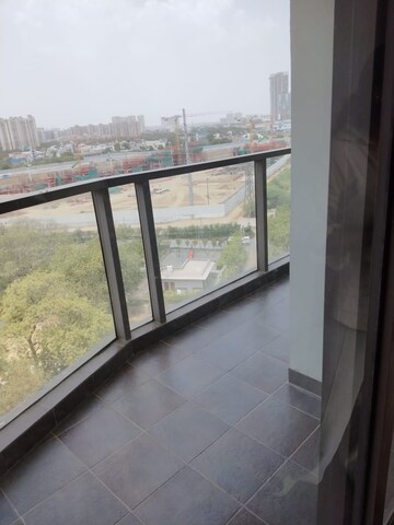 2 BHK Apartment For Sale in Shapoorji Pallonji Joyville Gurgaon, Sector 102