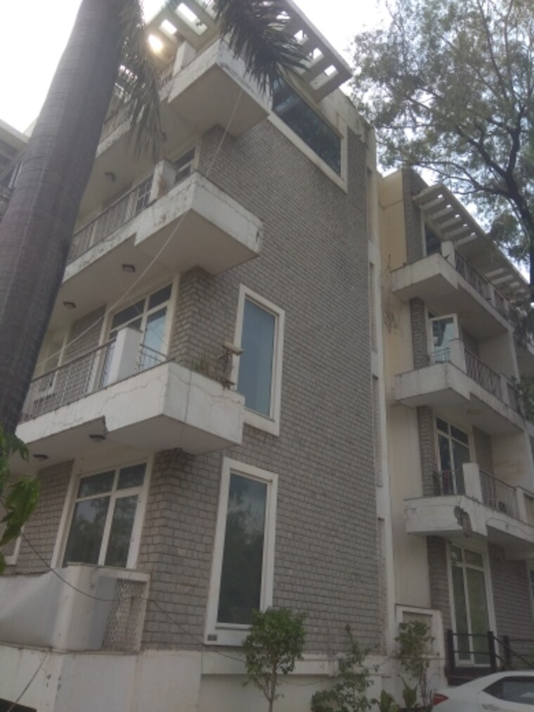 Exterior View, friends colony 6+ Bedroom 2500 Sq.Ft. Independent House In Friends Colony Delhi 8848564