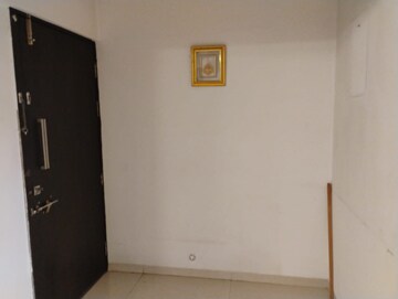Room in 2 BHK Apartment at Gini Viviana, Balewadi – for Sale