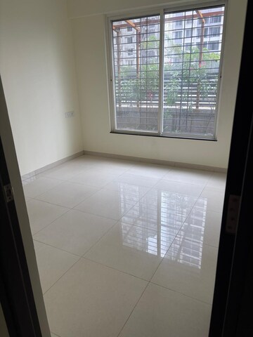 Room in 2 BHK Apartment at Kolte Patil Life Republic R 10, Hinjewadi – for Rent