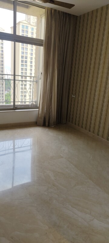 Room in 2 BHK Apartment at One Hiranandani Park Fairway, Ghodbunder Road – for Rent